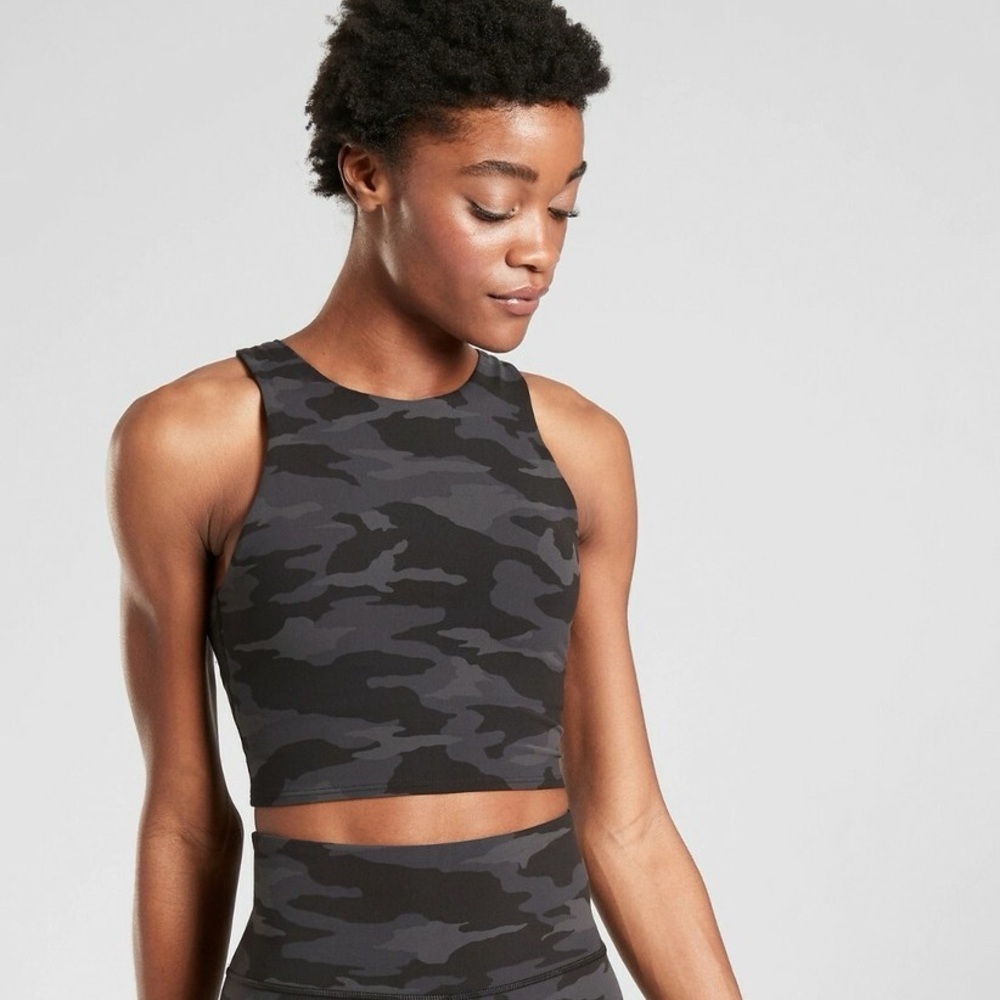 Athleta Conscious Crop Black Camo